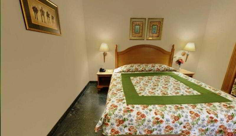 Savoy Suites Noida Cameră foto